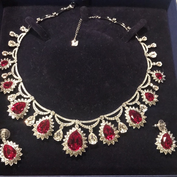 New Authentic Swarovski Ruby Princess Necklace/Collar with Matching Earrings! - Picture 5 of 15